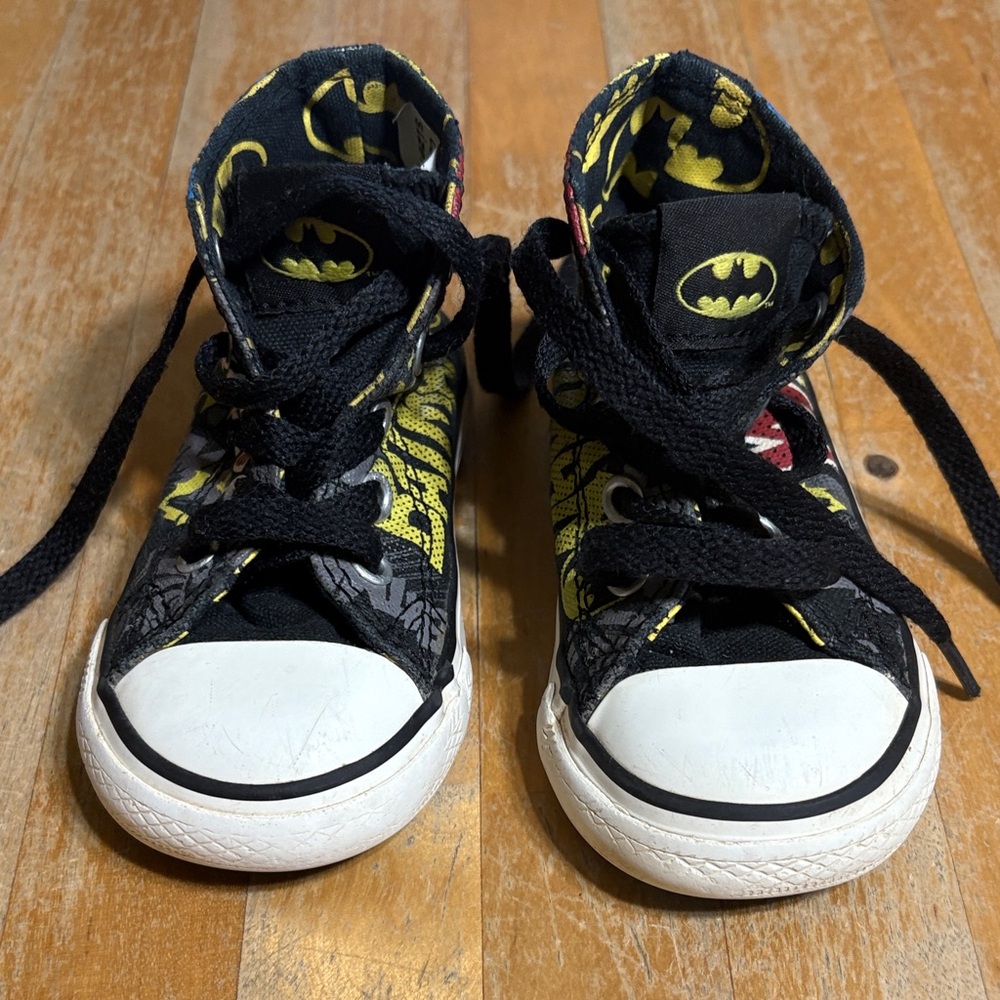 Converse Chuck Taylor Batman Kids High-Top Sneakers